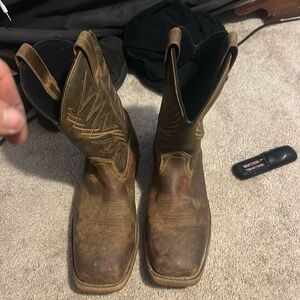 Irish settlers size 11 brand new